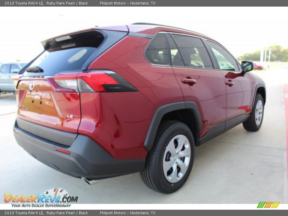 2019 Toyota RAV4 LE Ruby Flare Pearl / Black Photo #8