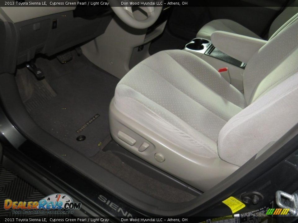 2013 Toyota Sienna LE Cypress Green Pearl / Light Gray Photo #23