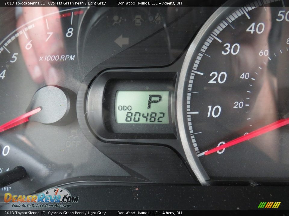 2013 Toyota Sienna LE Cypress Green Pearl / Light Gray Photo #34