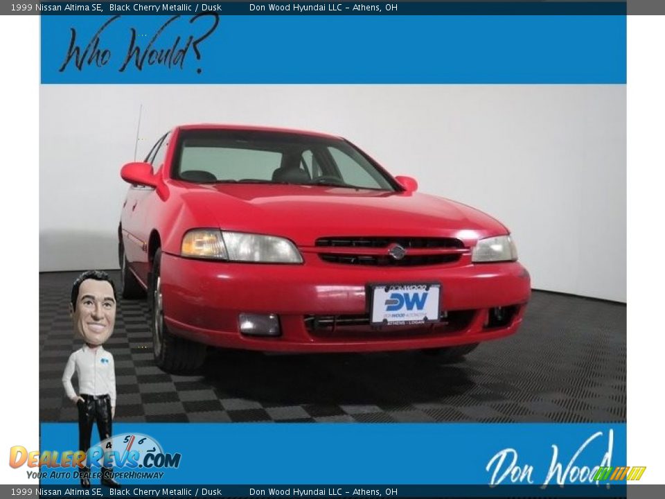 1999 Nissan Altima SE Black Cherry Metallic / Dusk Photo #1