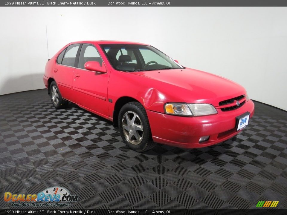 1999 Nissan Altima SE Black Cherry Metallic / Dusk Photo #3