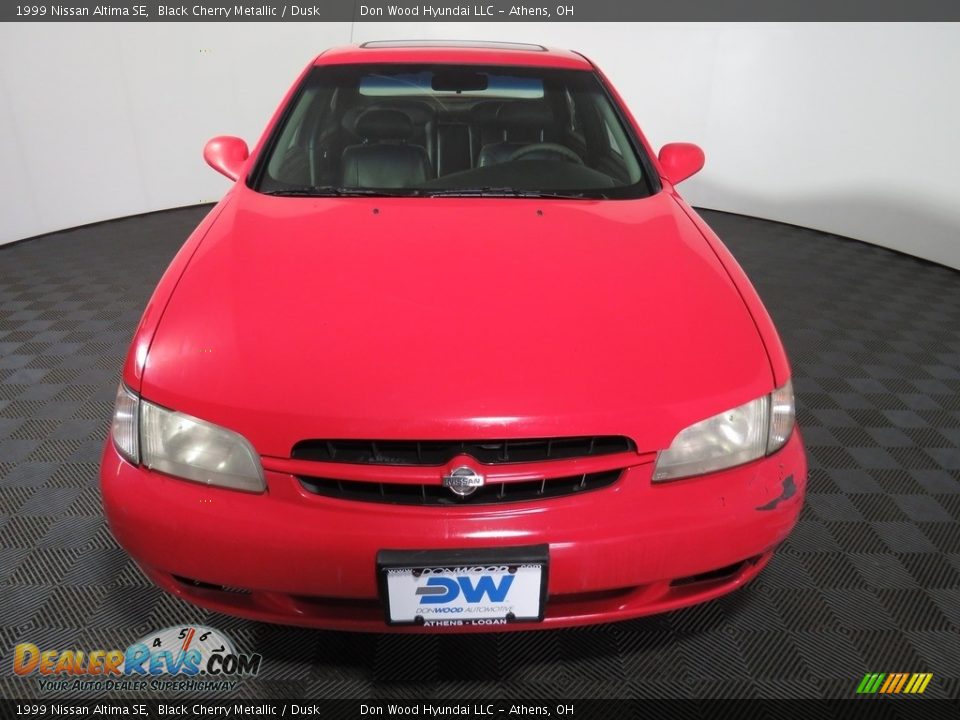 1999 Nissan Altima SE Black Cherry Metallic / Dusk Photo #5