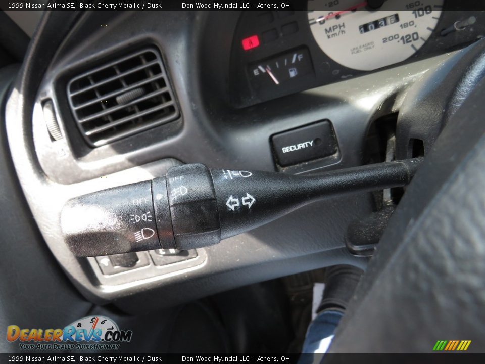1999 Nissan Altima SE Black Cherry Metallic / Dusk Photo #36