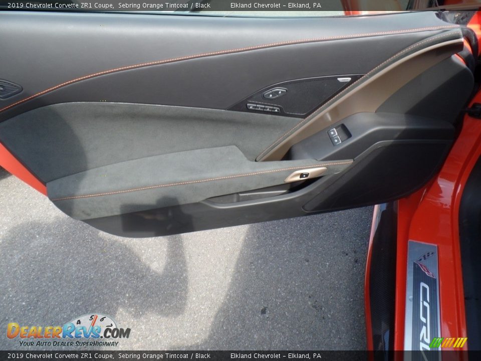 Door Panel of 2019 Chevrolet Corvette ZR1 Coupe Photo #23