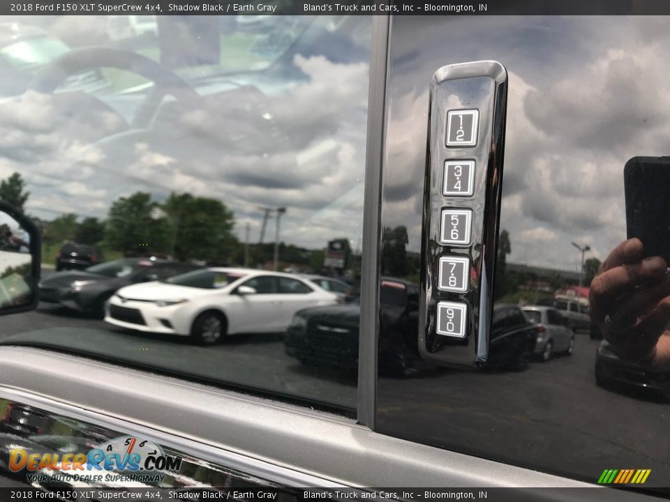2018 Ford F150 XLT SuperCrew 4x4 Shadow Black / Earth Gray Photo #10