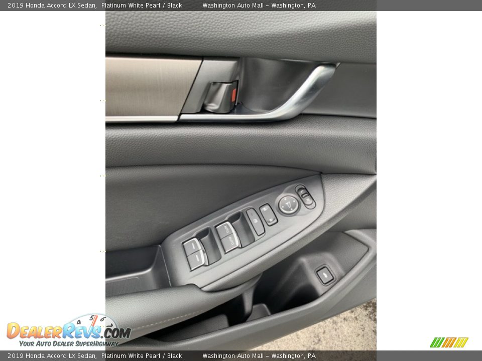 2019 Honda Accord LX Sedan Platinum White Pearl / Black Photo #11