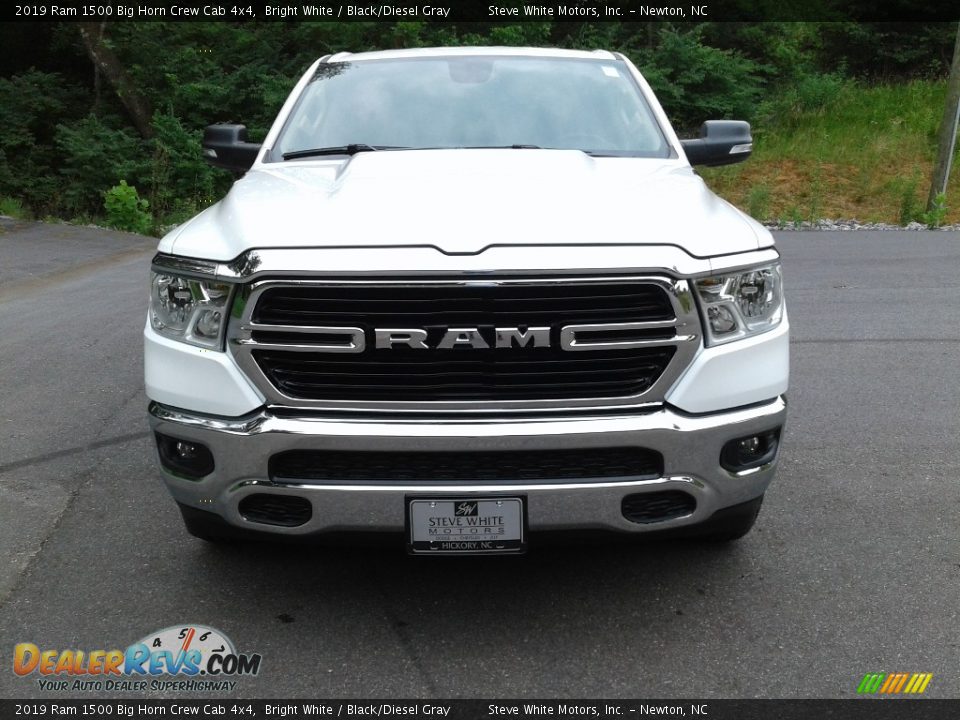 2019 Ram 1500 Big Horn Crew Cab 4x4 Bright White / Black/Diesel Gray Photo #3
