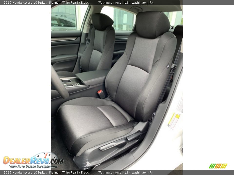2019 Honda Accord LX Sedan Platinum White Pearl / Black Photo #14