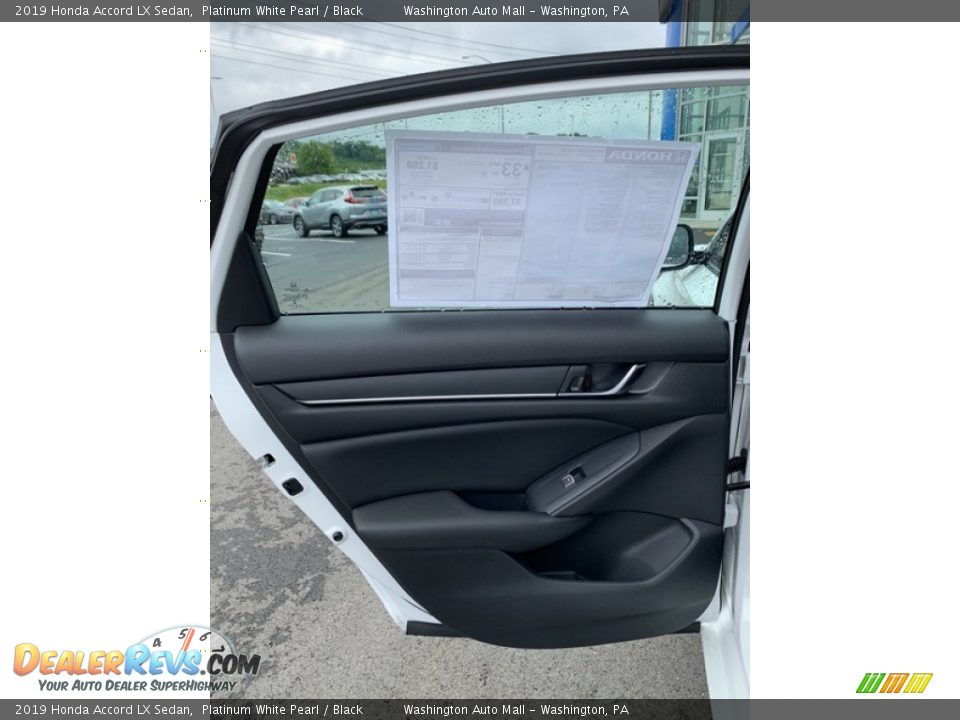 2019 Honda Accord LX Sedan Platinum White Pearl / Black Photo #16