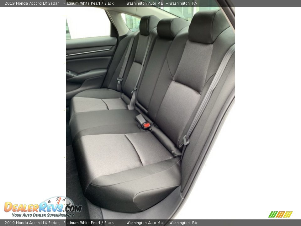 2019 Honda Accord LX Sedan Platinum White Pearl / Black Photo #18