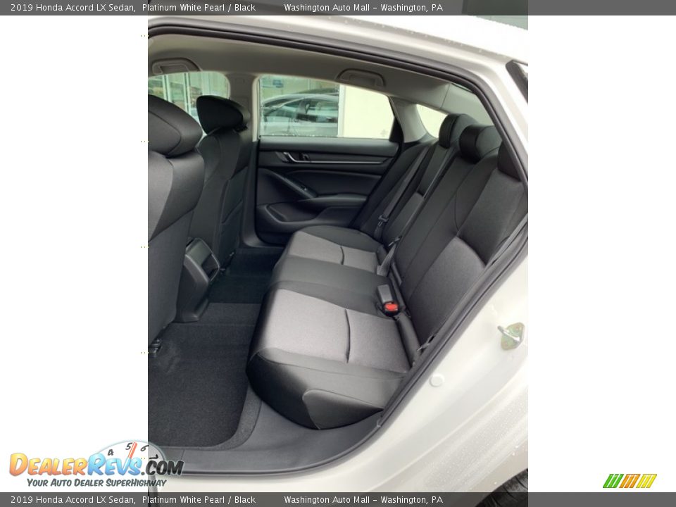 2019 Honda Accord LX Sedan Platinum White Pearl / Black Photo #19