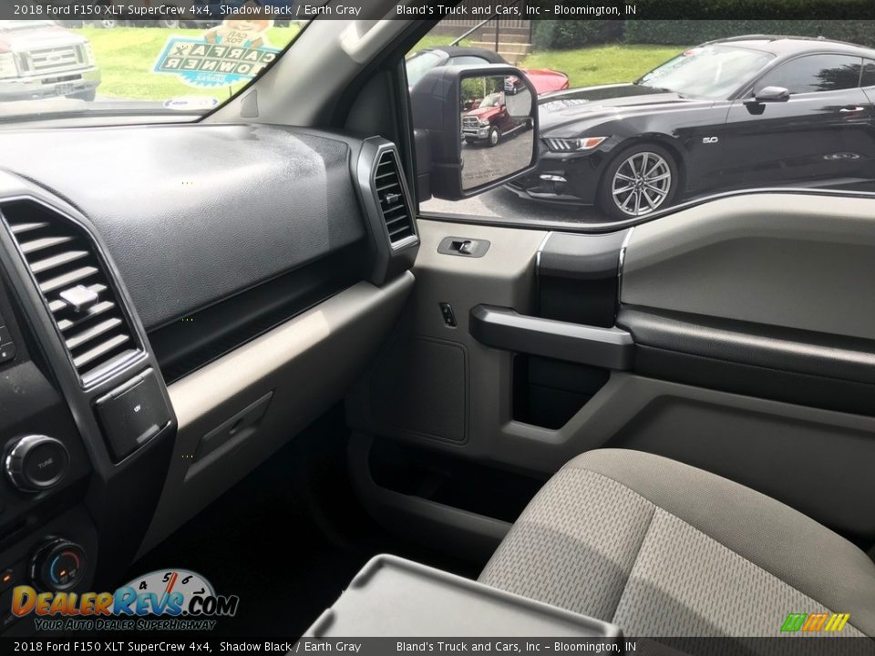 2018 Ford F150 XLT SuperCrew 4x4 Shadow Black / Earth Gray Photo #24