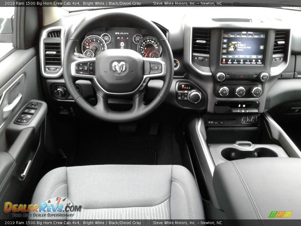 2019 Ram 1500 Big Horn Crew Cab 4x4 Bright White / Black/Diesel Gray Photo #30