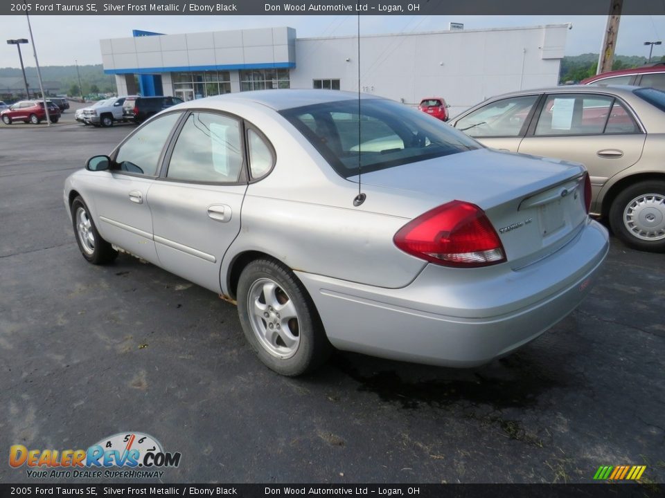 2005 Ford Taurus SE Silver Frost Metallic / Ebony Black Photo #11