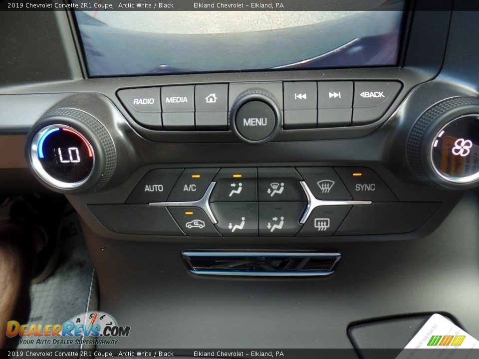 Controls of 2019 Chevrolet Corvette ZR1 Coupe Photo #36