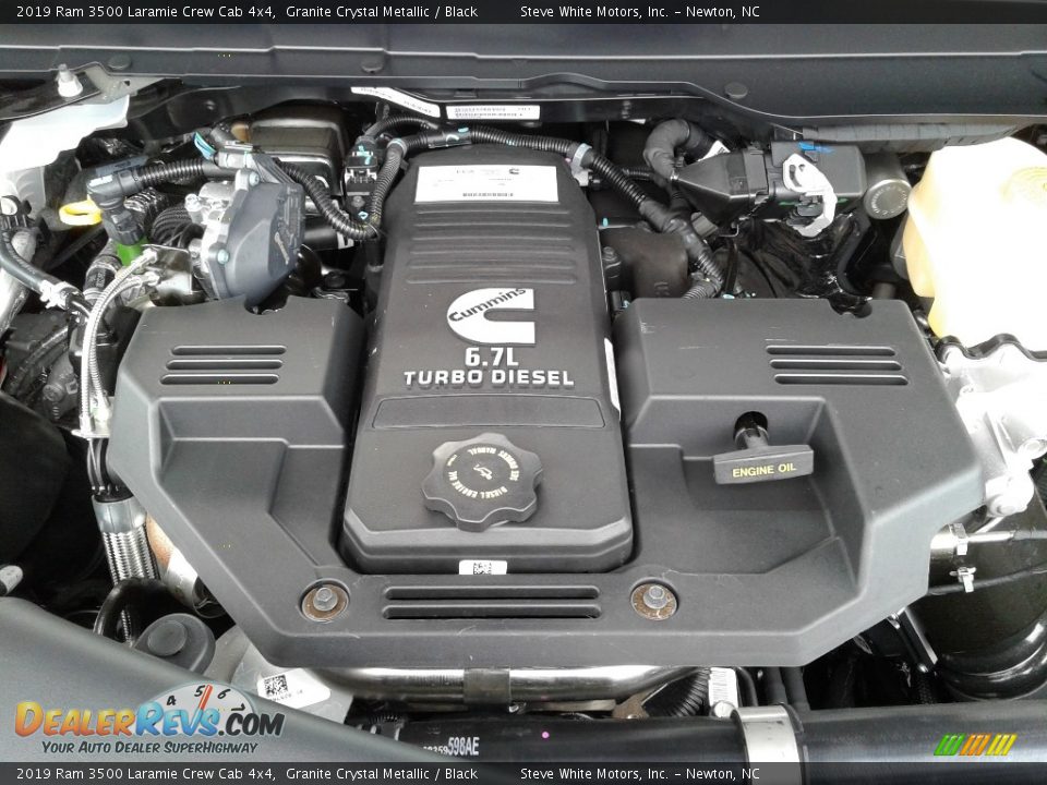 2019 Ram 3500 Laramie Crew Cab 4x4 6.7 Liter OHV 24-Valve Cummins Turbo-Diesel Inline 6 Cylinder Engine Photo #35