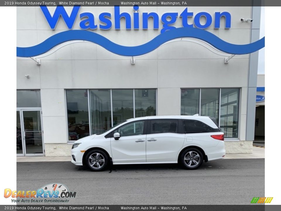 2019 Honda Odyssey Touring White Diamond Pearl / Mocha Photo #1