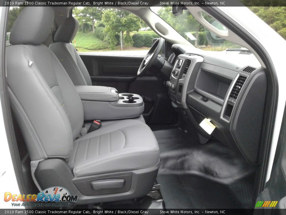 2019 Ram 1500 Classic Tradesman Regular Cab Bright White / Black/Diesel Gray Photo #14