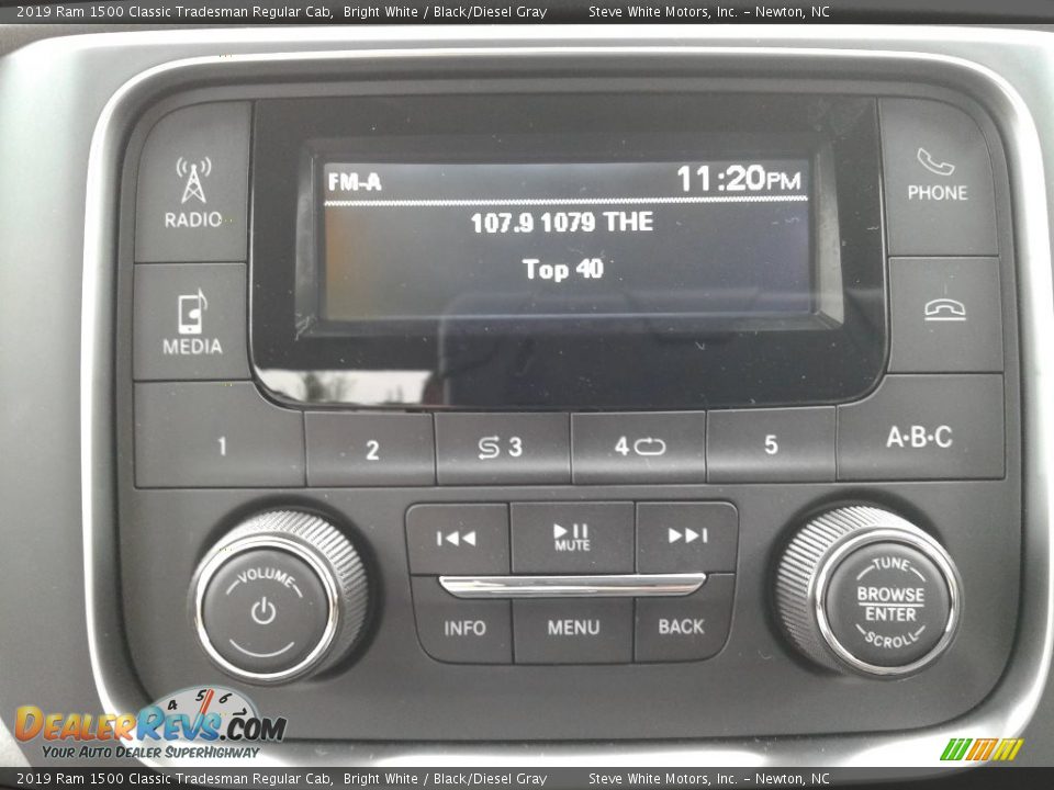 2019 Ram 1500 Classic Tradesman Regular Cab Bright White / Black/Diesel Gray Photo #19