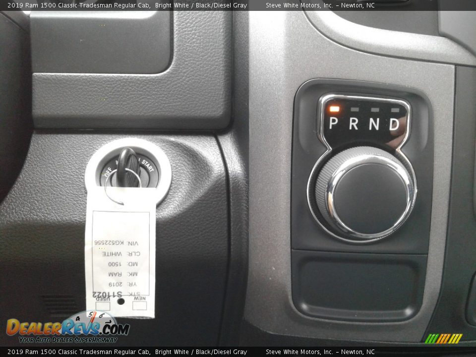 2019 Ram 1500 Classic Tradesman Regular Cab Bright White / Black/Diesel Gray Photo #21