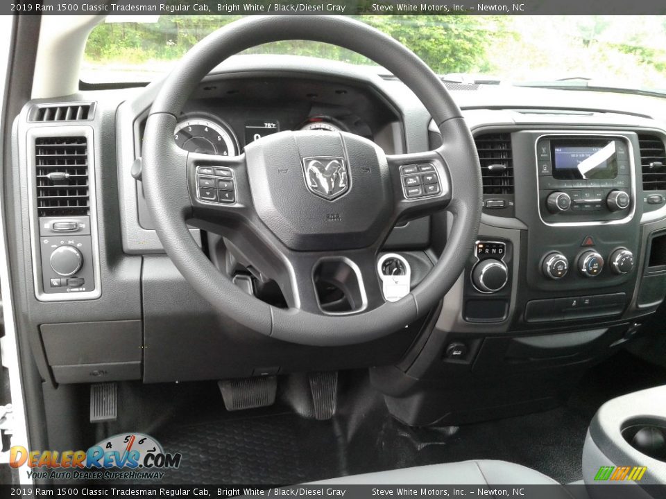 2019 Ram 1500 Classic Tradesman Regular Cab Bright White / Black/Diesel Gray Photo #24
