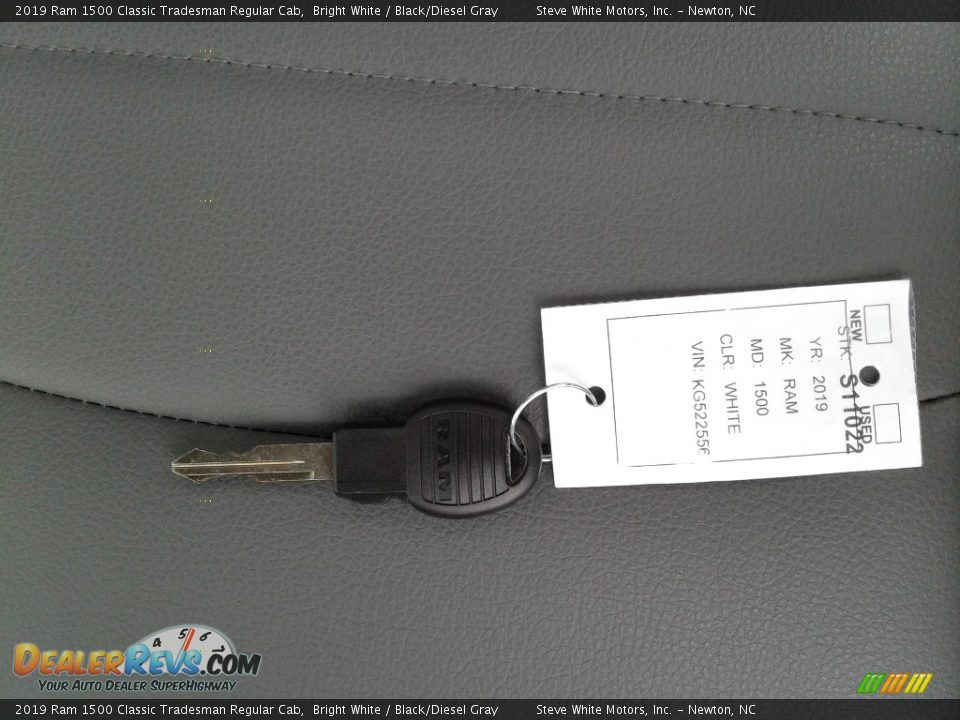 2019 Ram 1500 Classic Tradesman Regular Cab Bright White / Black/Diesel Gray Photo #25