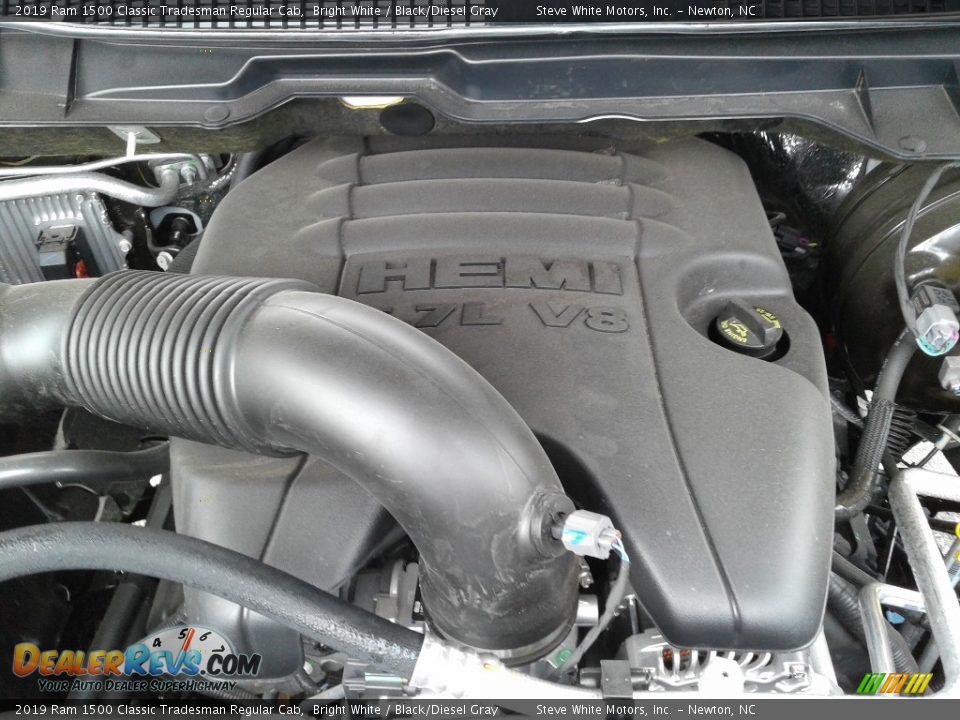 2019 Ram 1500 Classic Tradesman Regular Cab Bright White / Black/Diesel Gray Photo #26