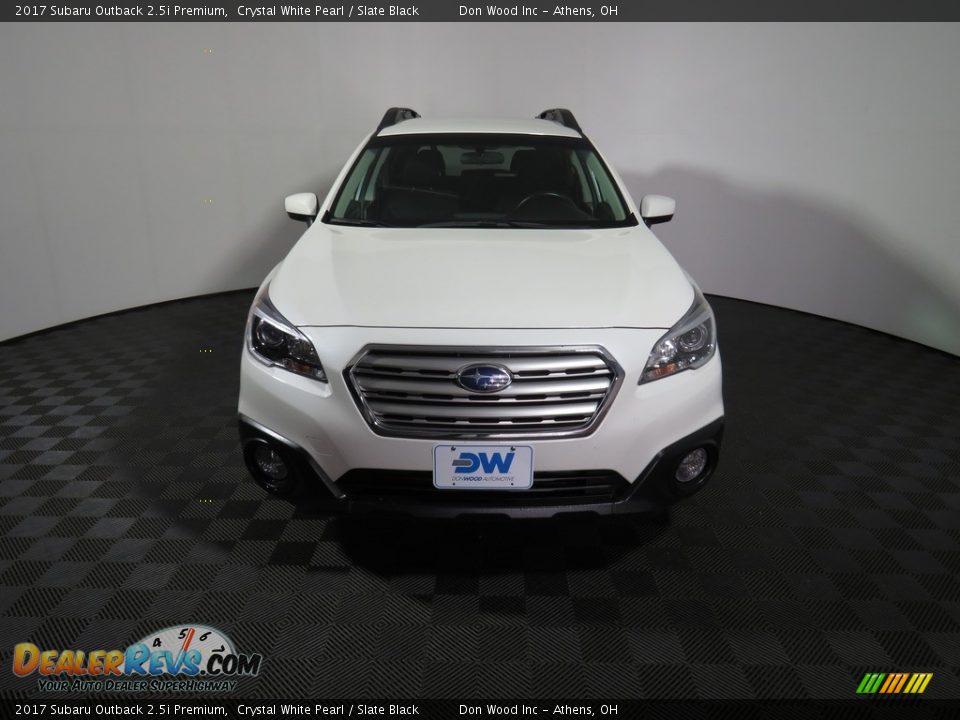 2017 Subaru Outback 2.5i Premium Crystal White Pearl / Slate Black Photo #4