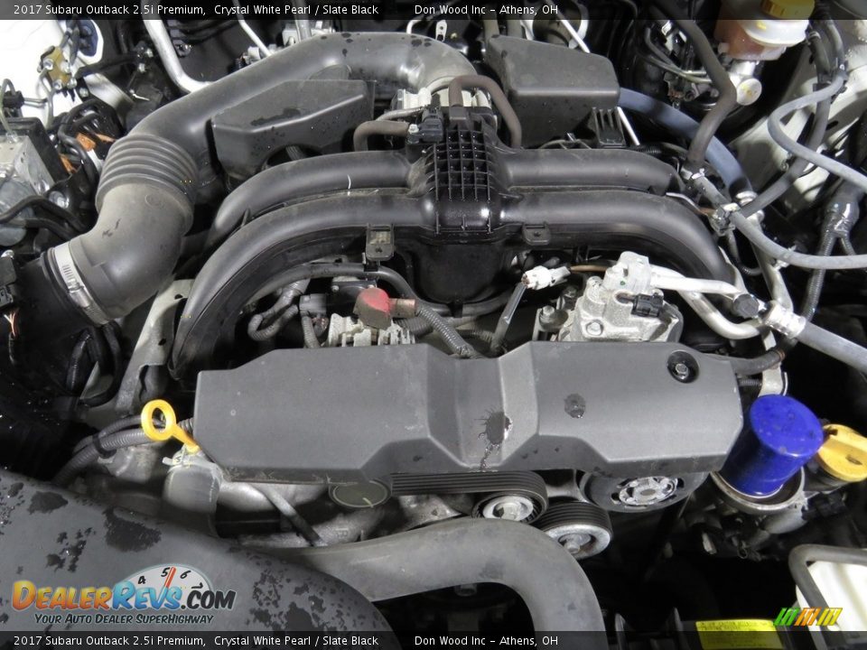 2017 Subaru Outback 2.5i Premium Crystal White Pearl / Slate Black Photo #6