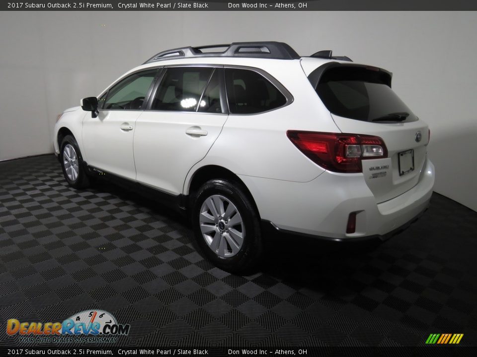 2017 Subaru Outback 2.5i Premium Crystal White Pearl / Slate Black Photo #9