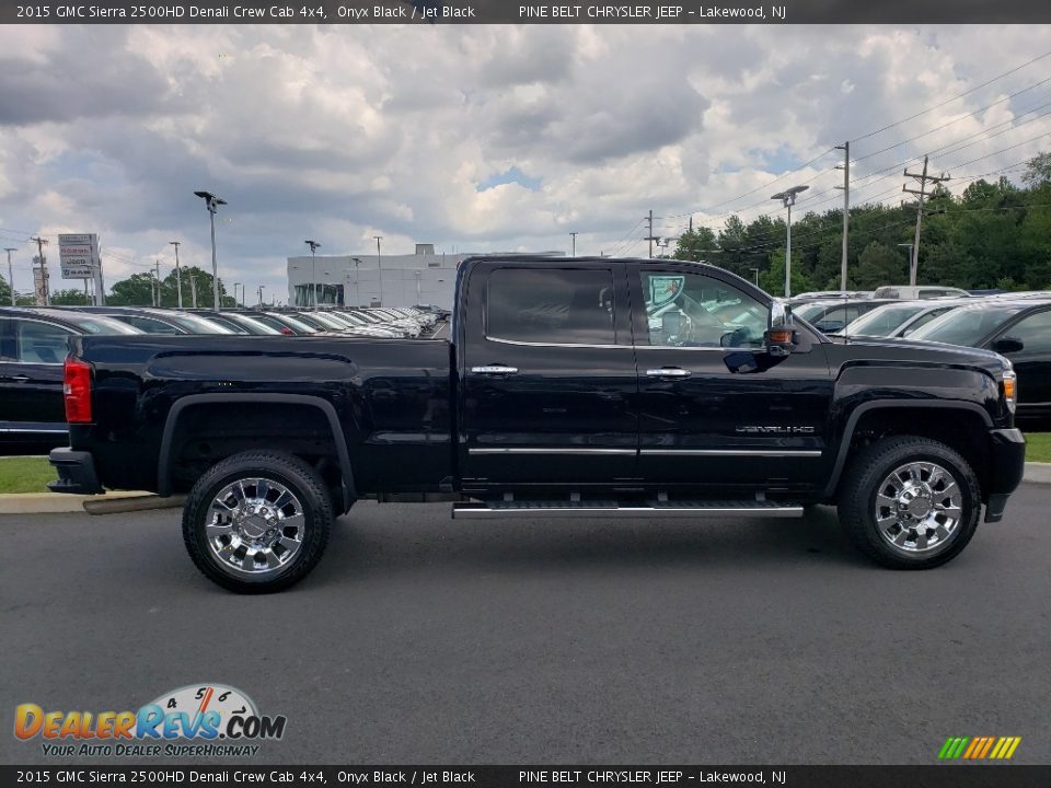 2015 GMC Sierra 2500HD Denali Crew Cab 4x4 Onyx Black / Jet Black Photo #8