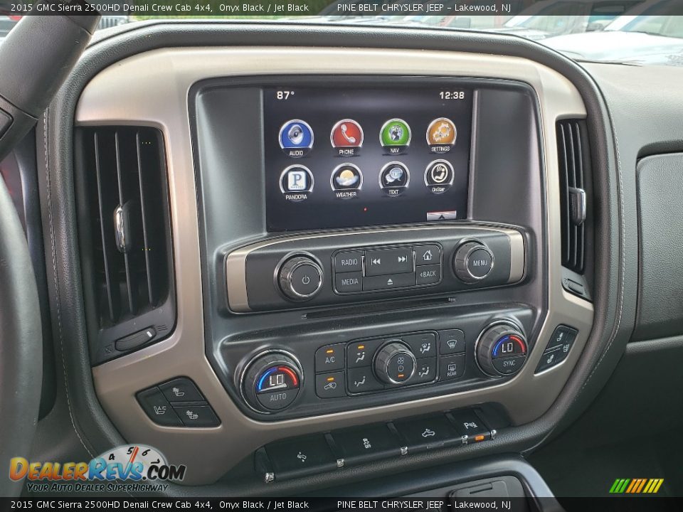 2015 GMC Sierra 2500HD Denali Crew Cab 4x4 Onyx Black / Jet Black Photo #21