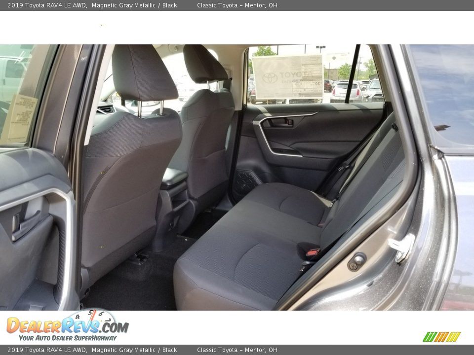 2019 Toyota RAV4 LE AWD Magnetic Gray Metallic / Black Photo #4