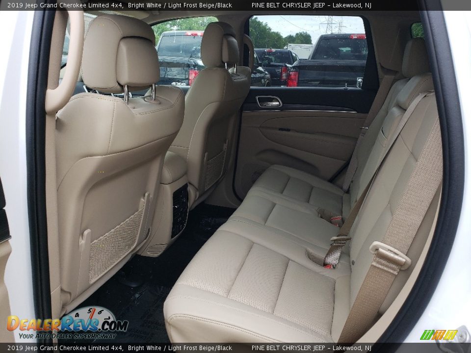 2019 Jeep Grand Cherokee Limited 4x4 Bright White / Light Frost Beige/Black Photo #6