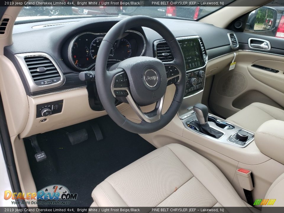 2019 Jeep Grand Cherokee Limited 4x4 Bright White / Light Frost Beige/Black Photo #8