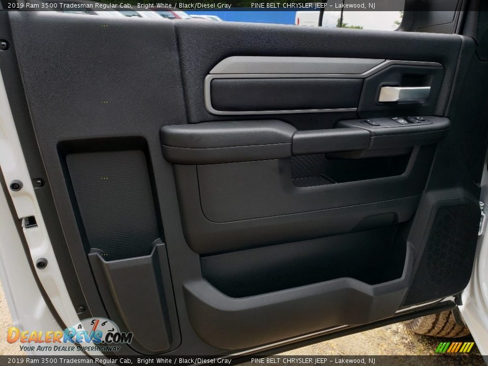 2019 Ram 3500 Tradesman Regular Cab Bright White / Black/Diesel Gray Photo #7