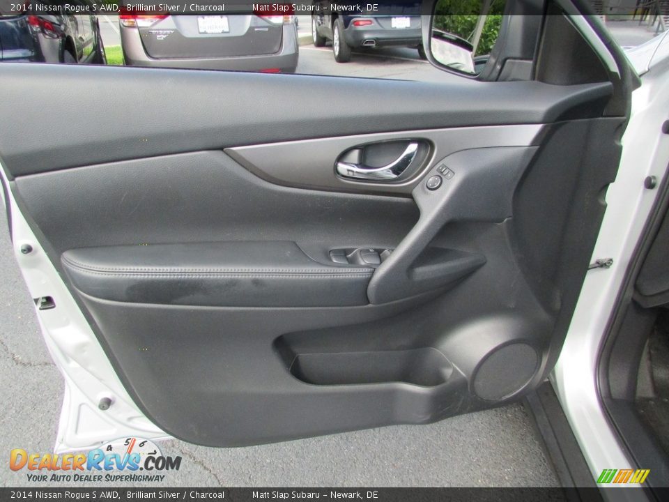 2014 Nissan Rogue S AWD Brilliant Silver / Charcoal Photo #14