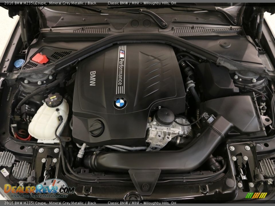 2016 BMW M235i Coupe Mineral Grey Metallic / Black Photo #33