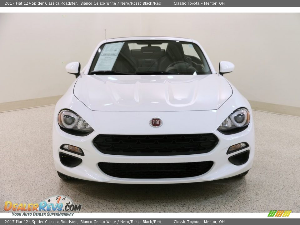 2017 Fiat 124 Spider Classica Roadster Bianco Gelato White / Nero/Rosso Black/Red Photo #3