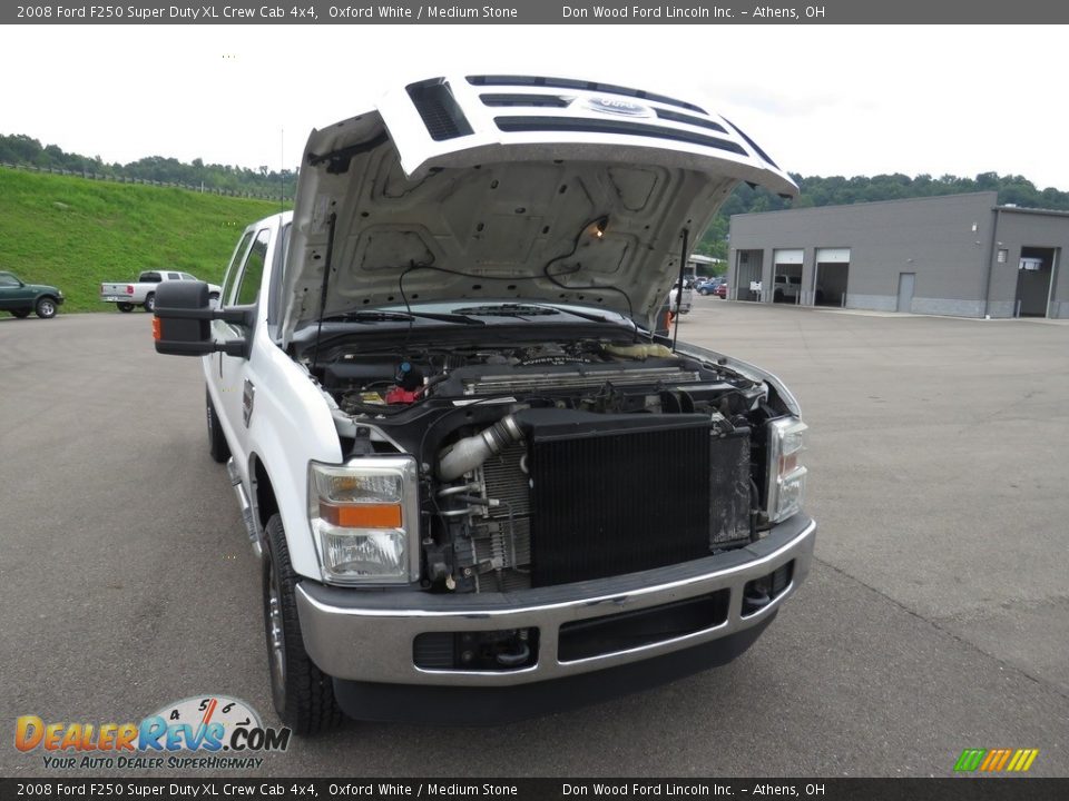 2008 Ford F250 Super Duty XL Crew Cab 4x4 Oxford White / Medium Stone Photo #5