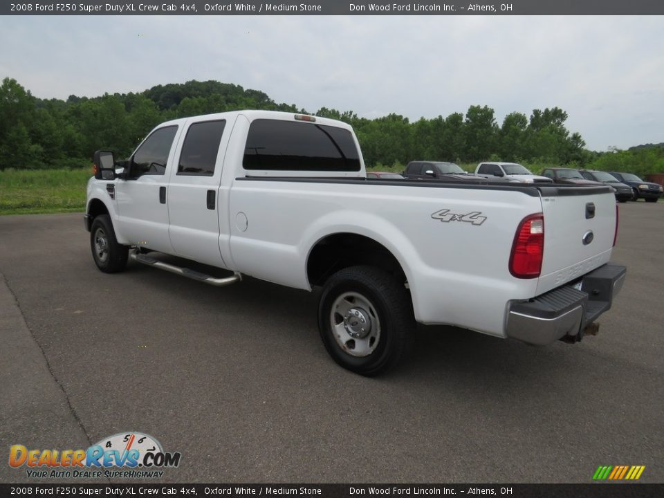 2008 Ford F250 Super Duty XL Crew Cab 4x4 Oxford White / Medium Stone Photo #9