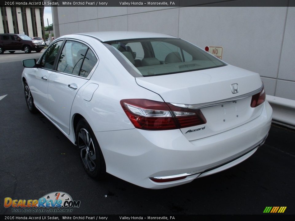 2016 Honda Accord LX Sedan White Orchid Pearl / Ivory Photo #3