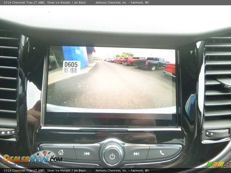 2019 Chevrolet Trax LT AWD Silver Ice Metallic / Jet Black Photo #17