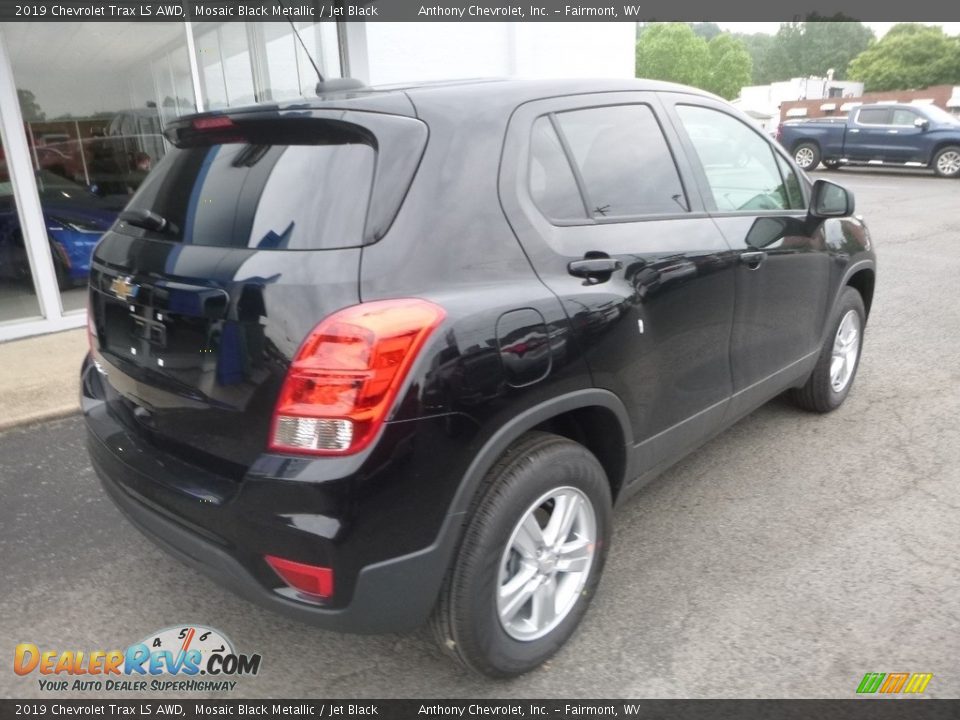 2019 Chevrolet Trax LS AWD Mosaic Black Metallic / Jet Black Photo #4