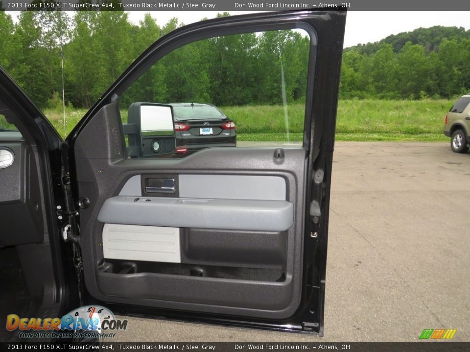 2013 Ford F150 XLT SuperCrew 4x4 Tuxedo Black Metallic / Steel Gray Photo #27