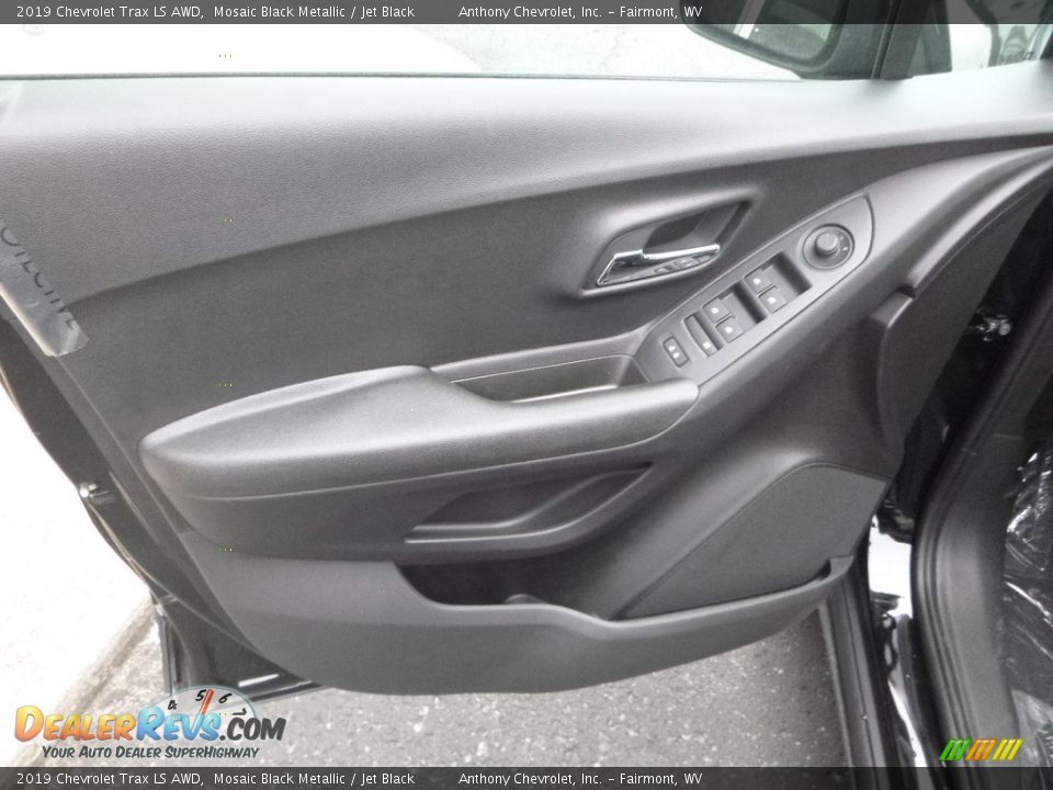 2019 Chevrolet Trax LS AWD Mosaic Black Metallic / Jet Black Photo #13