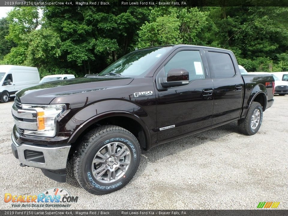 Front 3/4 View of 2019 Ford F150 Lariat SuperCrew 4x4 Photo #6