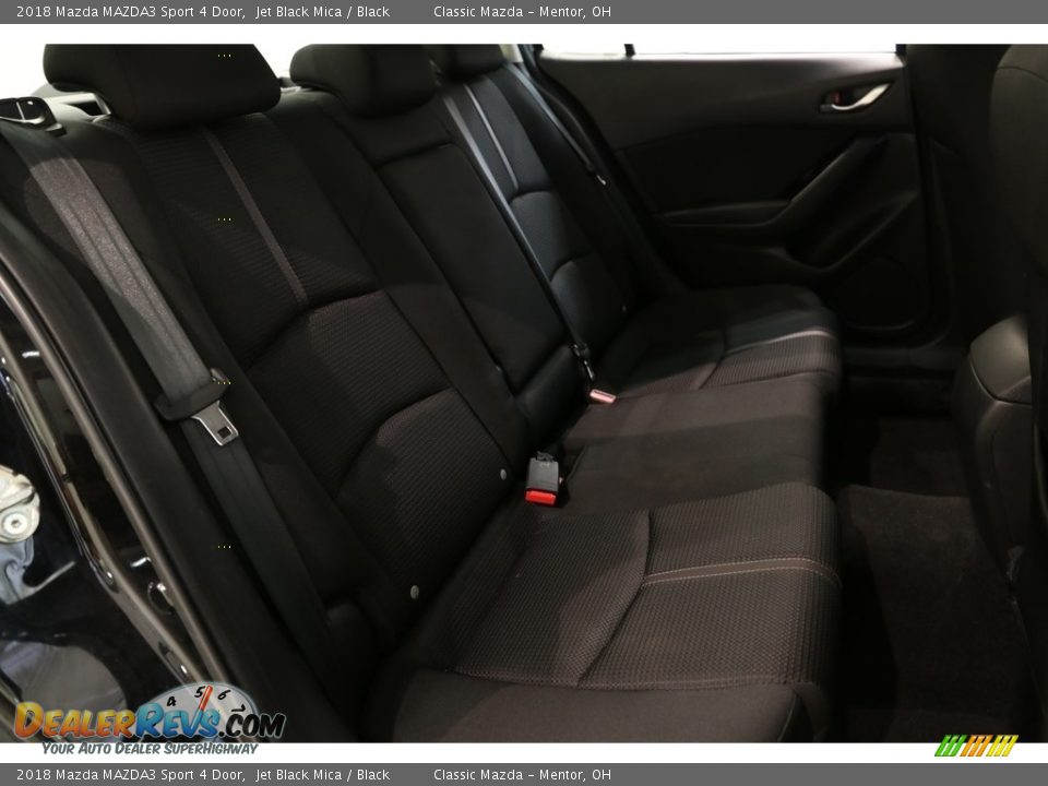 2018 Mazda MAZDA3 Sport 4 Door Jet Black Mica / Black Photo #17