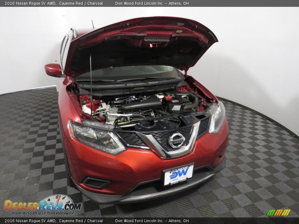 2016 Nissan Rogue SV AWD Cayenne Red / Charcoal Photo #5