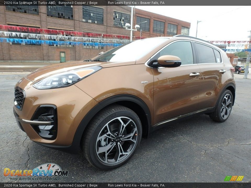 Front 3/4 View of 2020 Kia Sportage SX Turbo AWD Photo #7